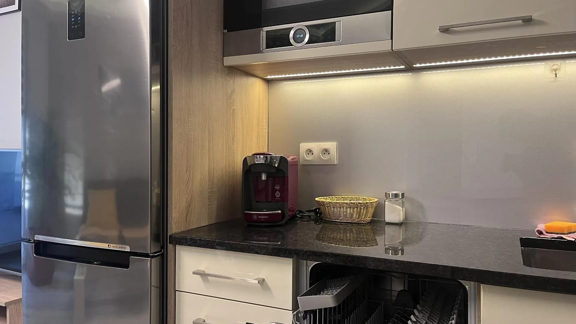 Fabryczna City Apartament Krakow Grzegorzkiアパートメント ポーランド