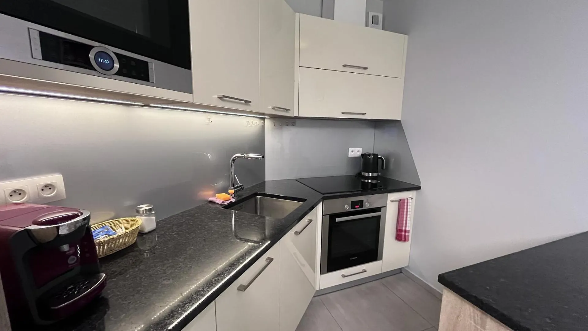 アパート Fabryczna City Apartament Krakow Grzegorzkiアパートメント ポーランド
