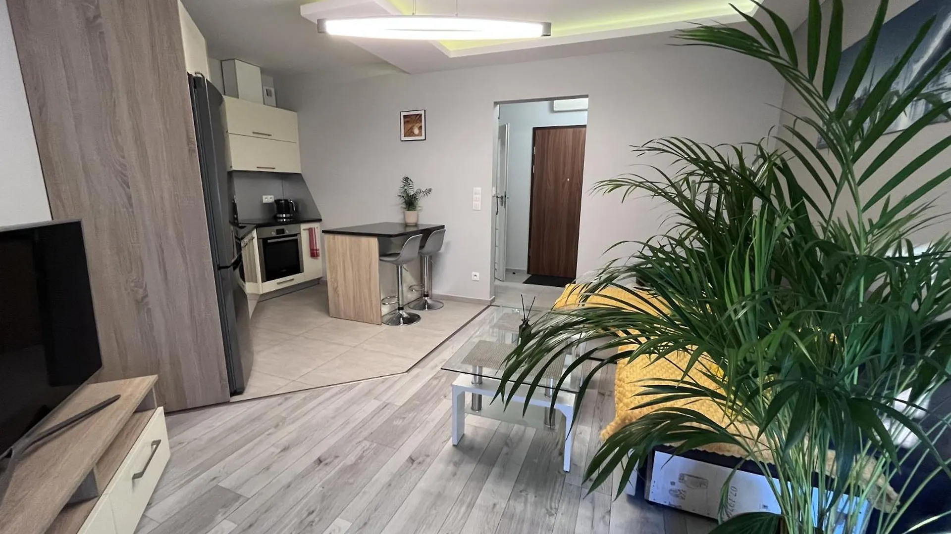 Fabryczna City Apartament Krakow Grzegorzkiアパートメント